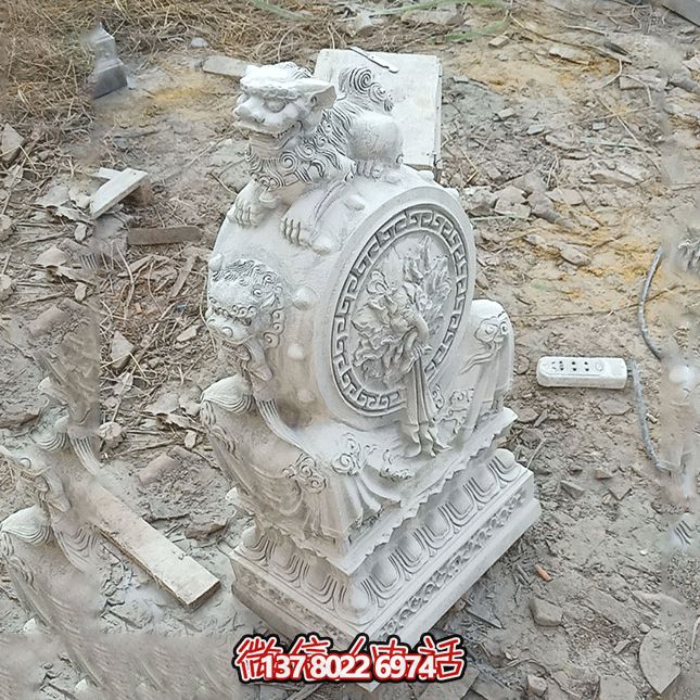 非凡的石雕獅子雕塑，點綴精致的庭院別墅