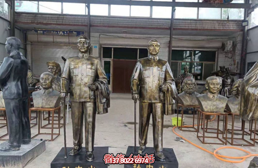 仿銅玻璃鋼孫中山雕塑，點亮校園景區