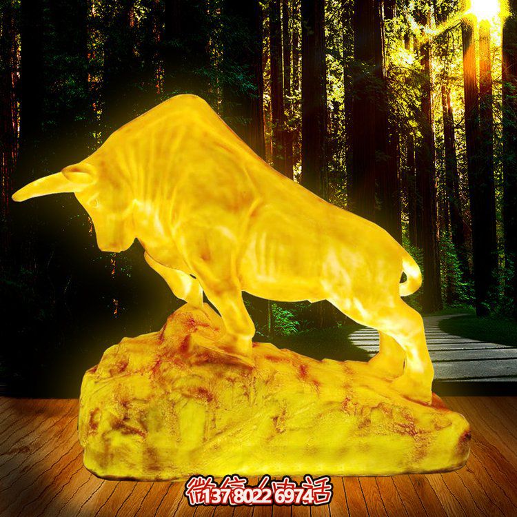 玻璃鋼拓荒牛景觀燈，拓展景區公園草坪環境亮化