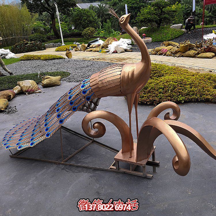不銹鋼孔雀，烤漆藝術動物造型雕塑